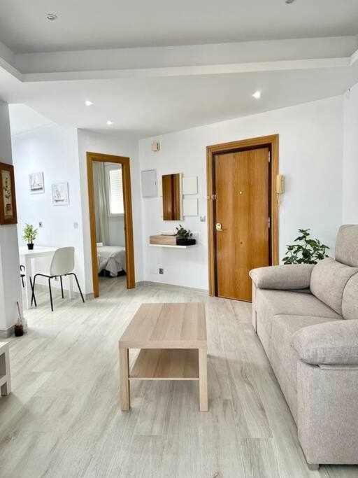 Apartamento Nuevo Centro Historico De Малага Екстериор снимка