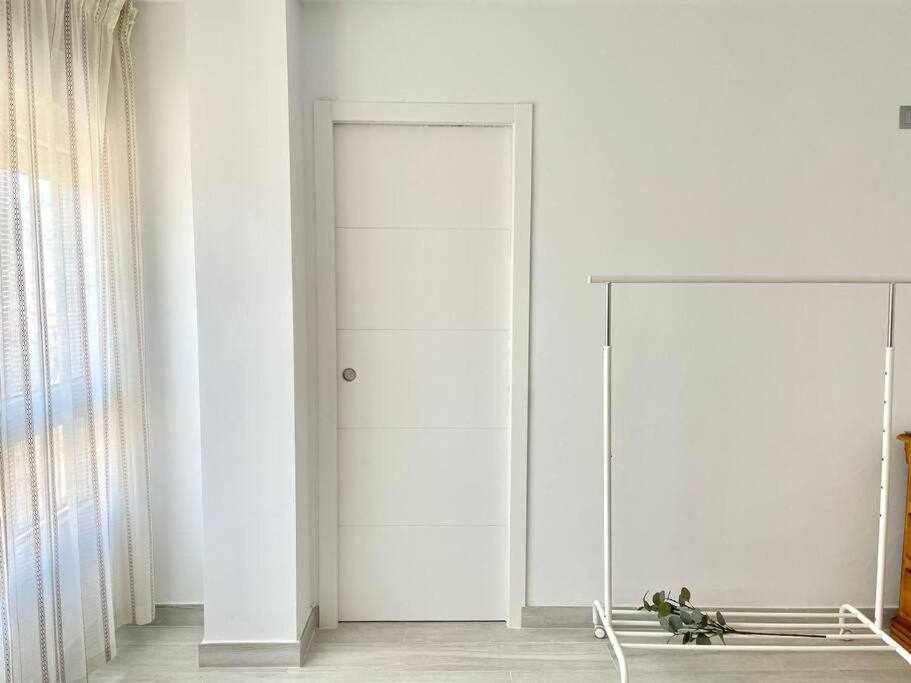 Apartamento Nuevo Centro Historico De Малага Екстериор снимка