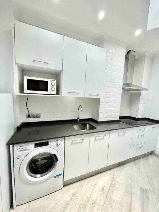 Apartamento Nuevo Centro Historico De Малага Екстериор снимка